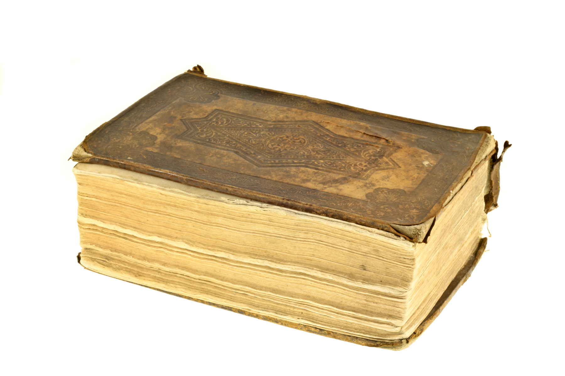 Древние священные книги. Старинные книги. Старинная немецкая Библия. Коричневая книга. Библия древняя обложка.